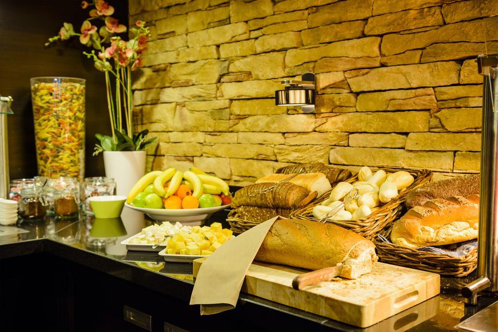 Fletcher Hotel - Restaurant De Cooghen Де-Коог Экстерьер фото